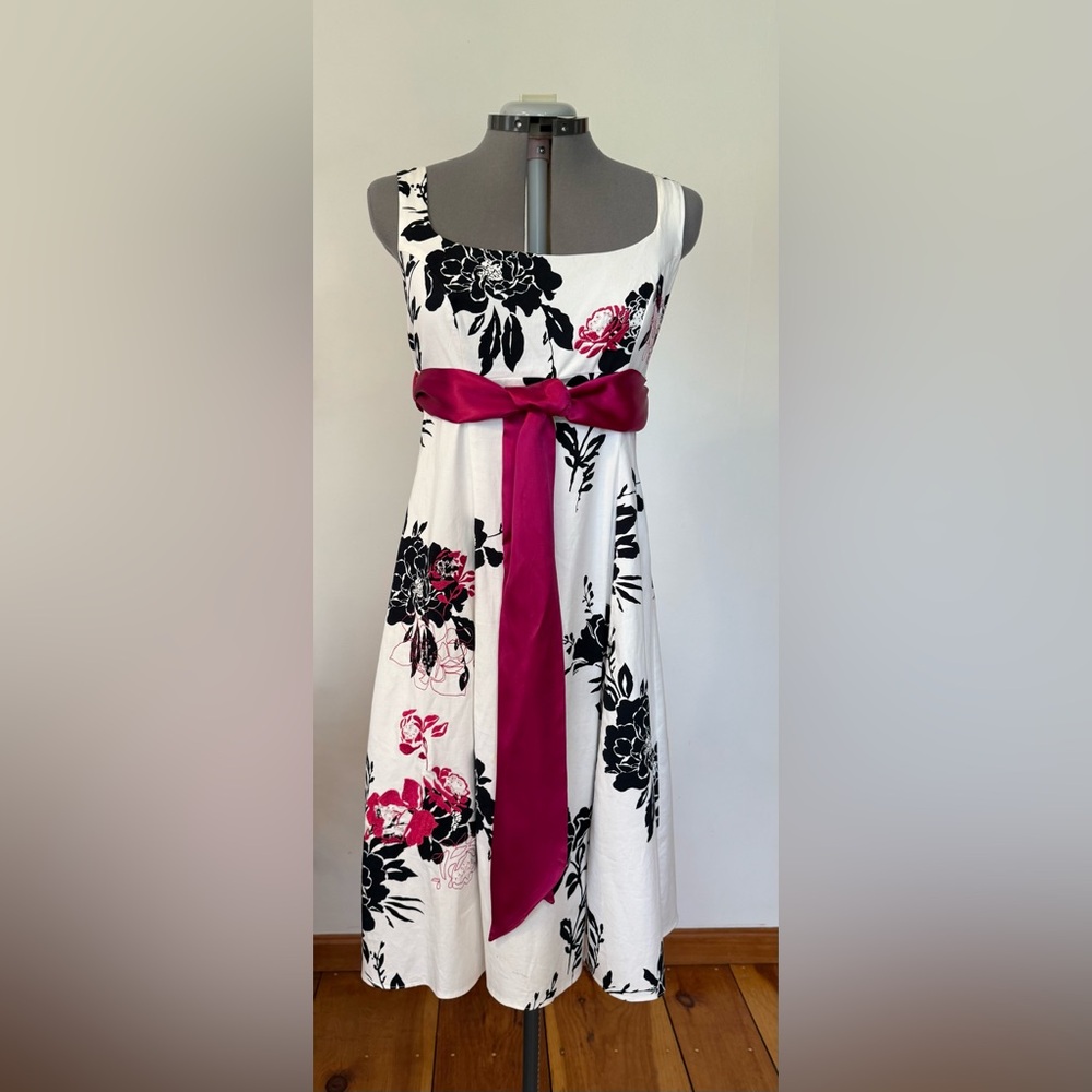 Elegant Floral Midi Dress with Pink Accents
